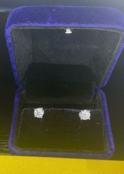 VVS1 Moissanite Stud Earrings 0.5 CT  GRA Certified