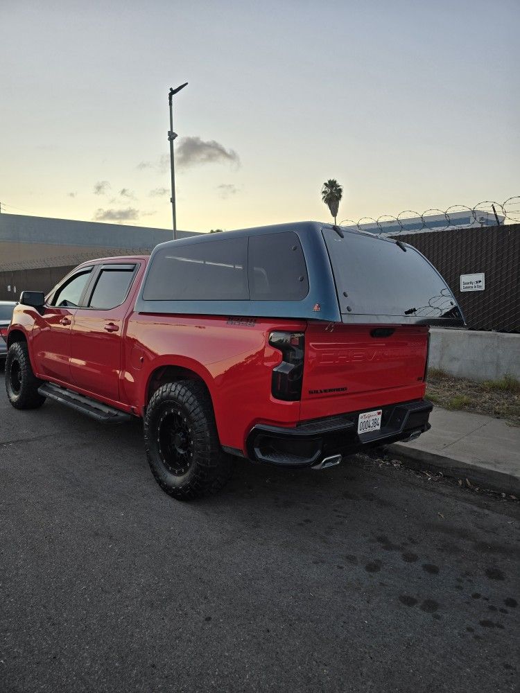 F250 CAMPER LEER SHORT BED PRICE 400