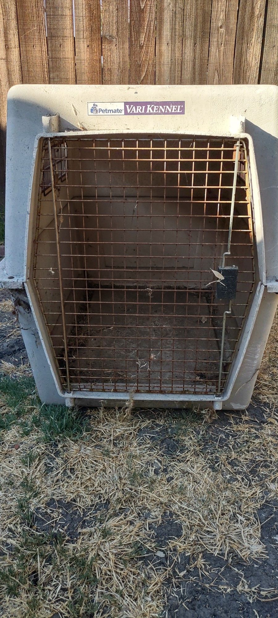 LARGE PETMATE VARI-KENNEL