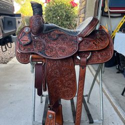 DHS Team Roping Saddle