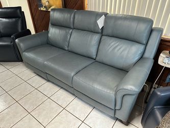 BarcaLounger Kester Power Reclining Sofa (new, see description)