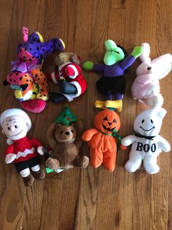 Small Holiday Stuffed Toy Lot