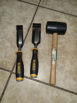 DEWALT TOOLS WOOD HAMMER.. HARDLY NEVER USED.. AS IN PICTURES... PICK UP I BLOOMINGTON
