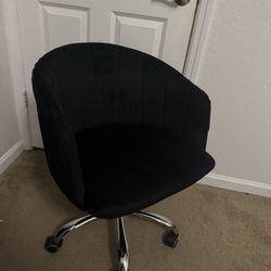 Black Rolling Chair