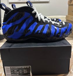 2019 Air Foamposite One Tiger Stripes Sz: 9.5