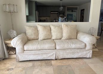 COUCH SET GONE ASAP