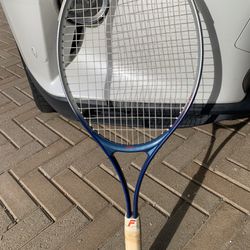 Tennis Racket. 