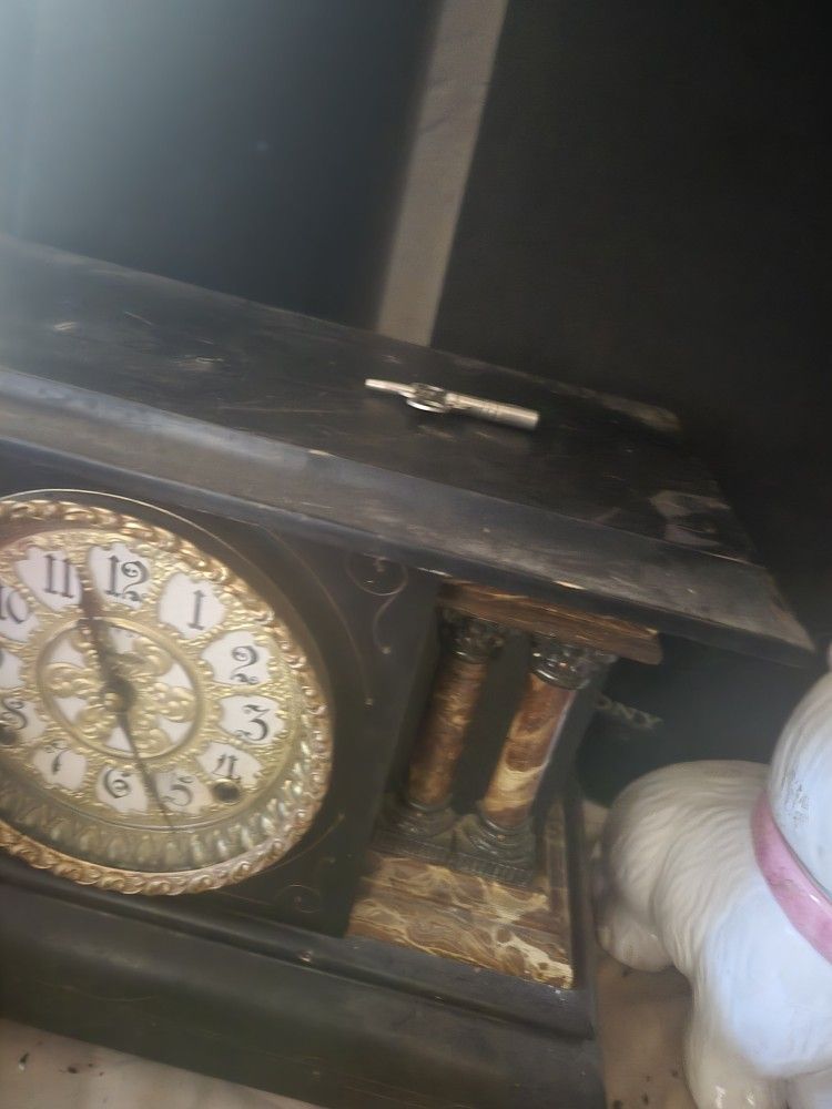 Clock Antique