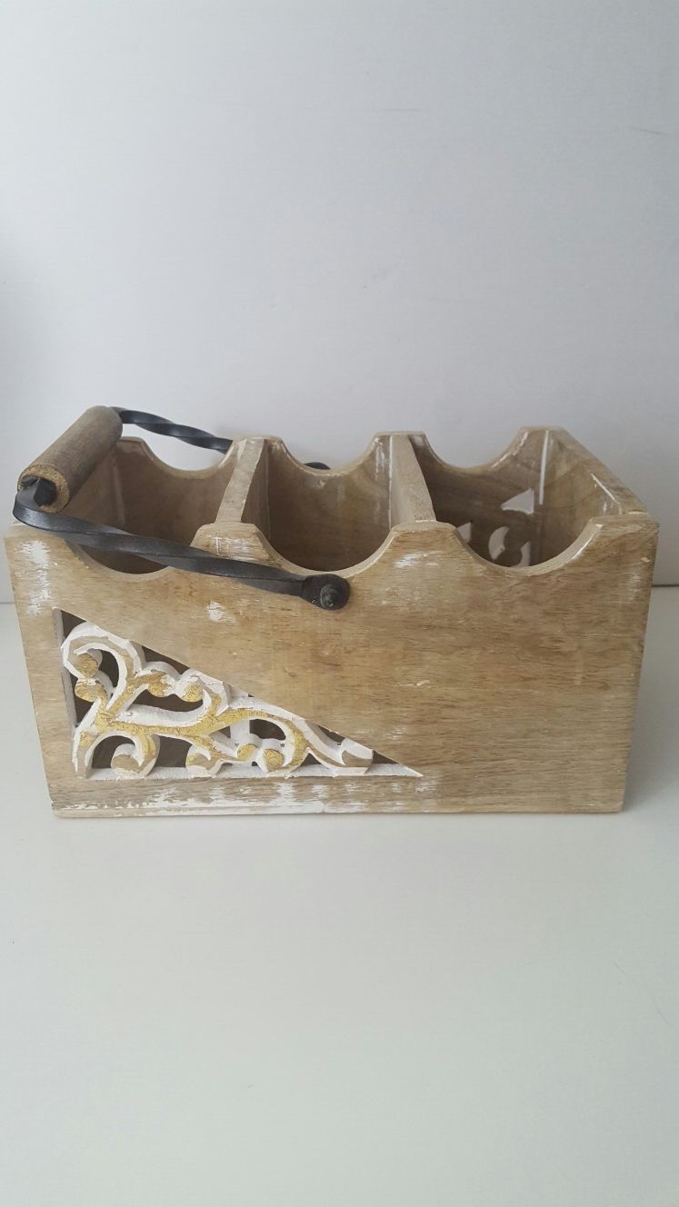 Wooden distressed letter organizer