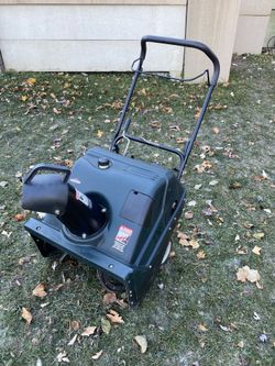 Craftsman Single Stage 4-cycle Electric Start Gas Snow Blower/ Snow Thrower 