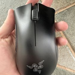 Razer Deathadder Essential Gaming Mouss