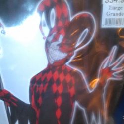 Size kids large last minute costume..