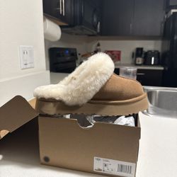 Ugg Slipper