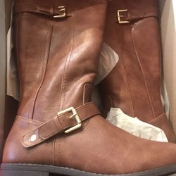 Ladies Brown Boots New 