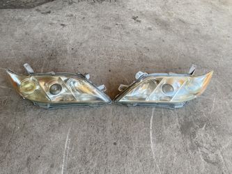 Toyota Camry Headlights