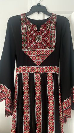 Palestinian Traditional Thobe