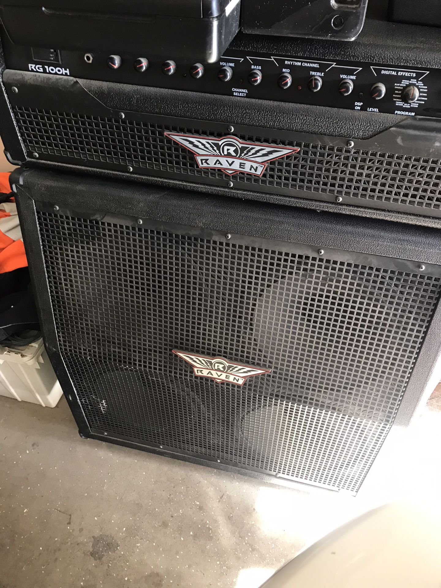 Raven half stack amplifier