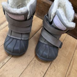 Cat And Jack Water Resistant Snow Boots Size 5 Toddler