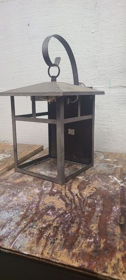 Exterior lamp / lantern