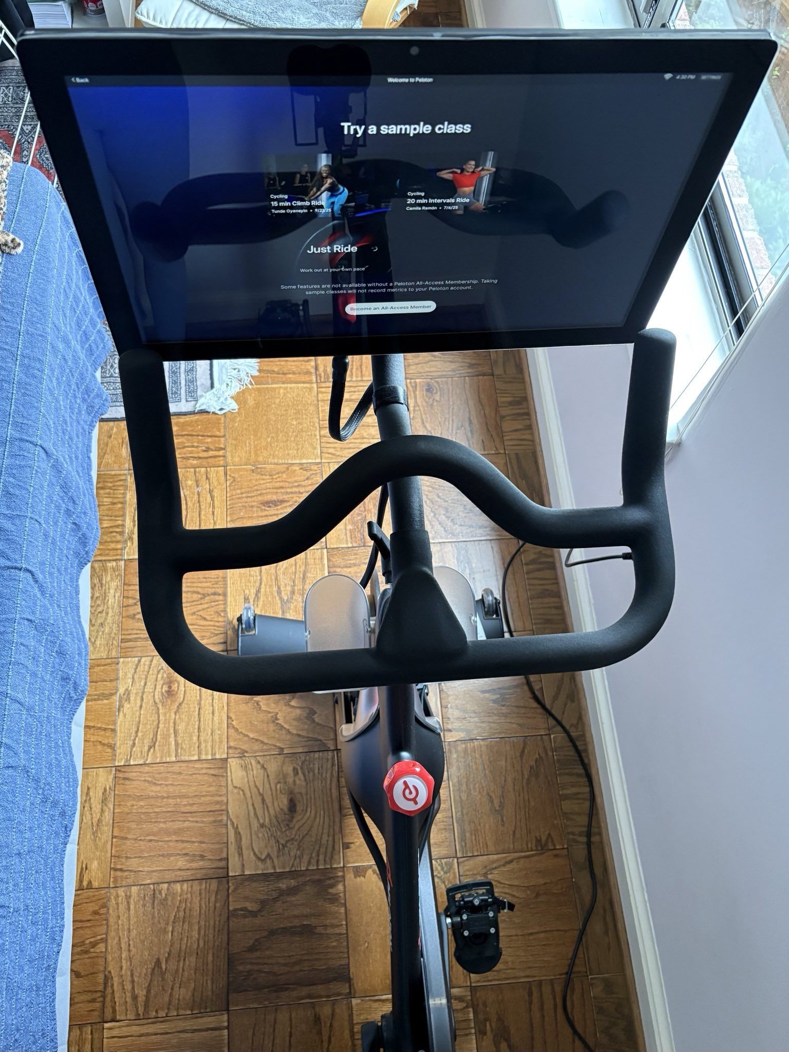 Peloton - Like NEW