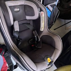 Chicco Nexfit Zip Car Seat 