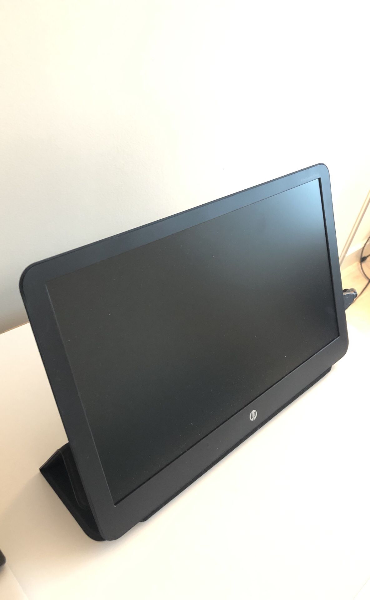 Portable HP EliteDisplay S140u