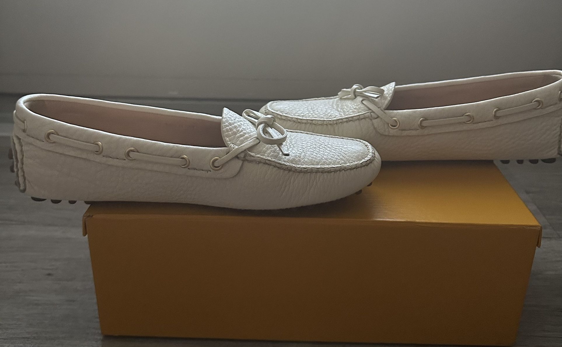 Car Shoe White Loafer  & Accessories