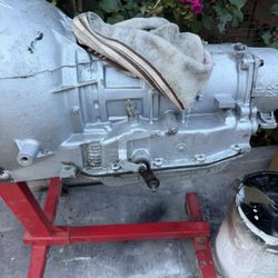 89 Mustang Gt 5.0 Aod Transmission And 5.0 Long Block. 