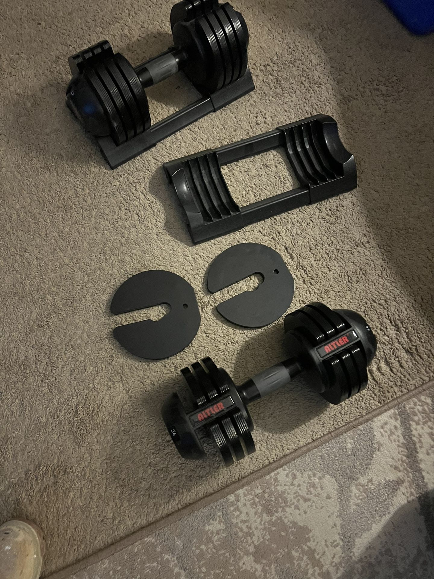 Adjustable Dumbbells