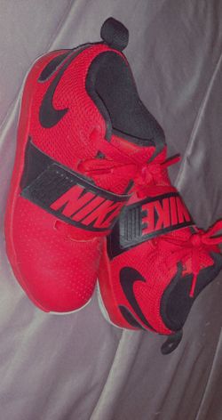 Nike Boys Shoes Red Nike 2y