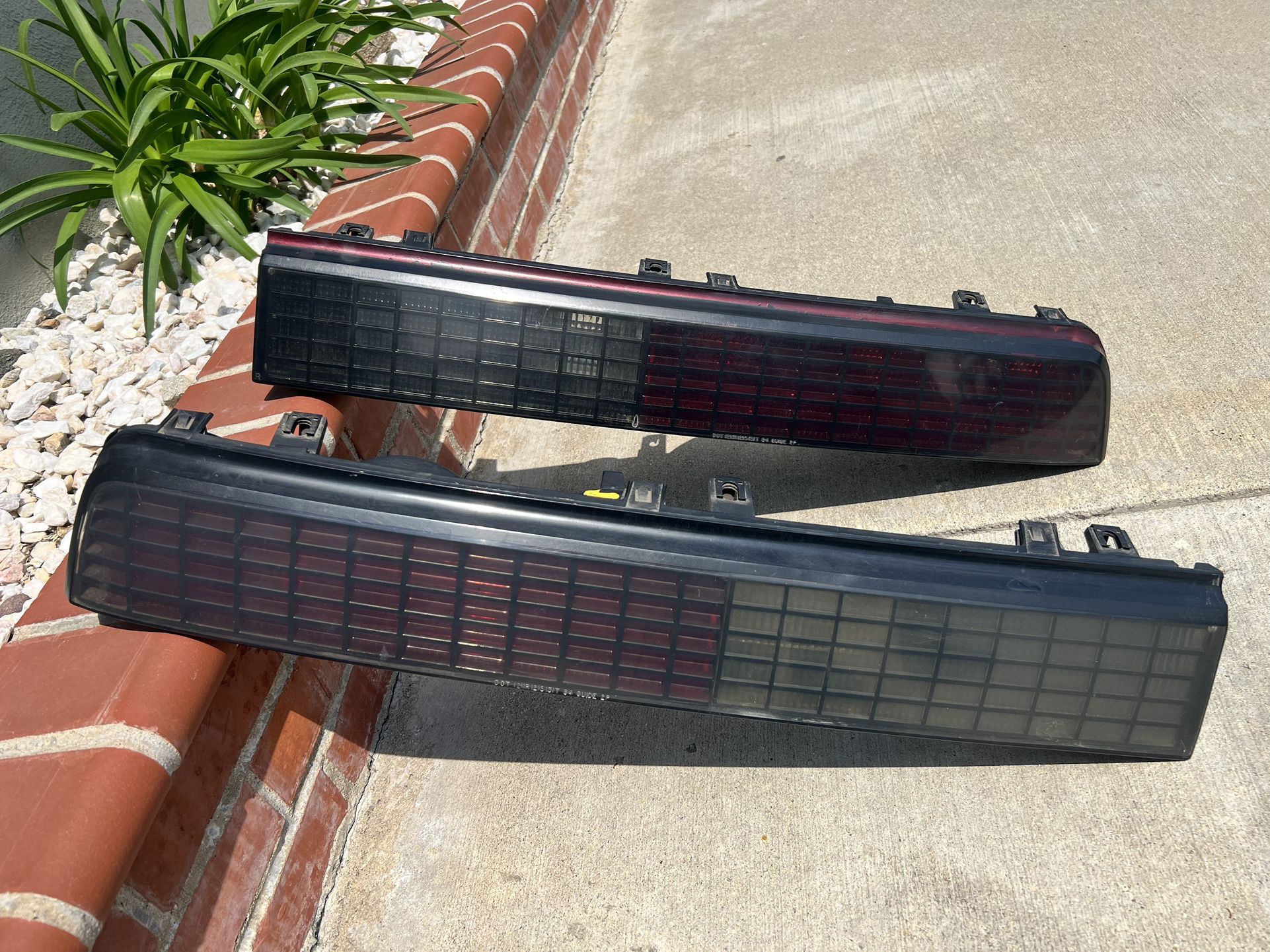 Fiero notchback tail-light assembly