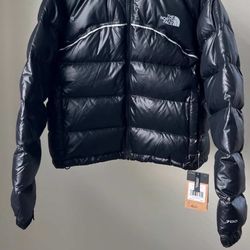 BRAND NEW Women NORTH FACE JACKET || Size - MEDIUM || $160 
