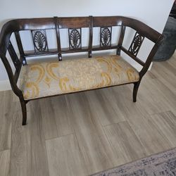 ANTIQUE BENCH 