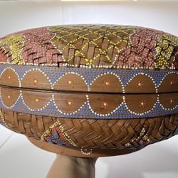 Basket Round Indonesian Hand painting Basket & Lid  Beautiful hand-painted baske