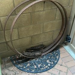 Vintage Wagon Wheel Rim 