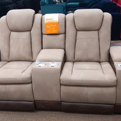 Sofa/Loveseat W Wireless Charging