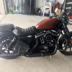 Harley Davidson Iron 883