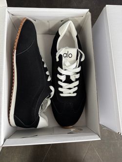 Alo yoga shoes