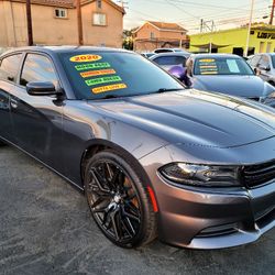 2020 Dodge Charger SXT 