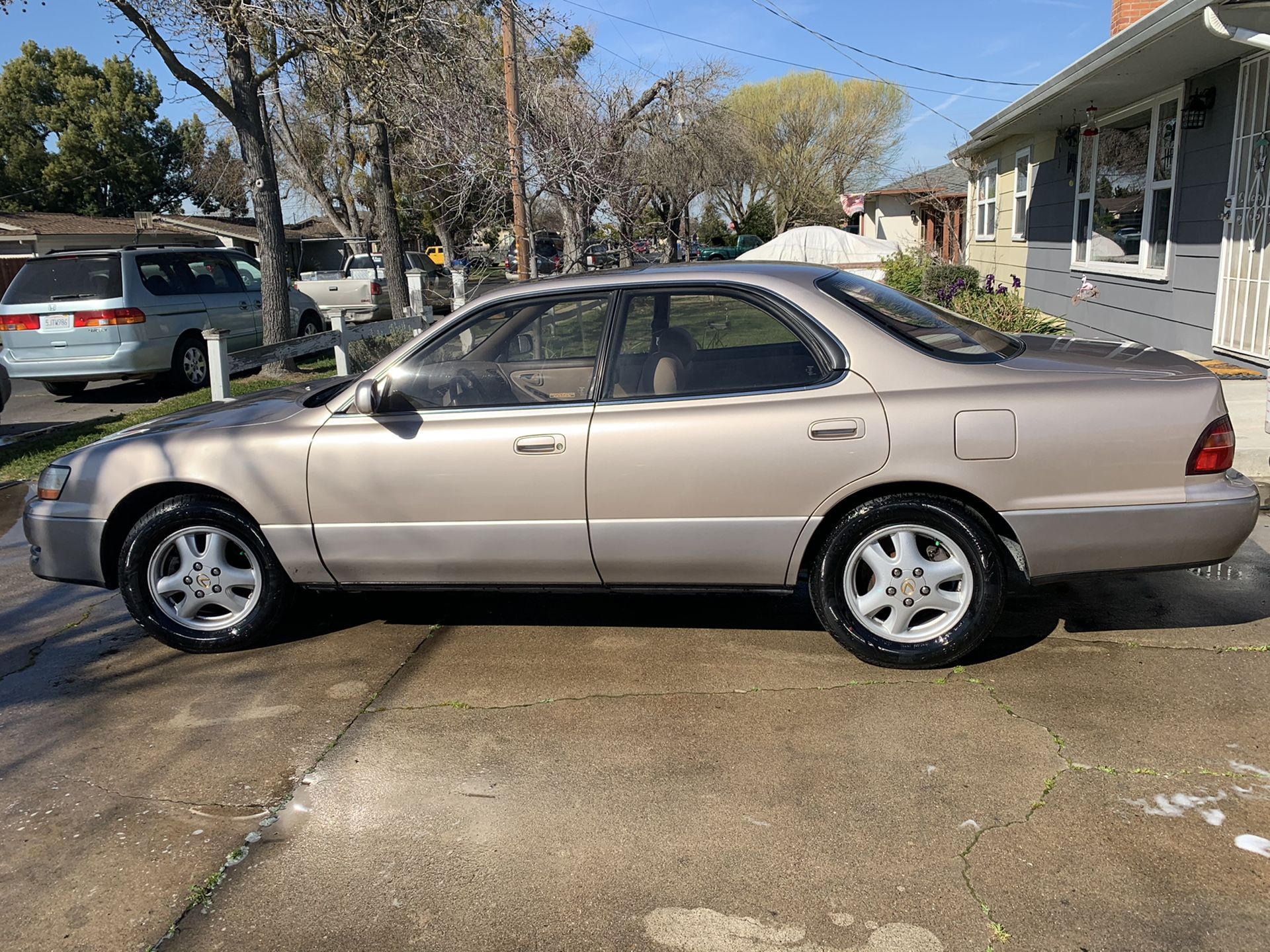 1995 Lexus ES 300