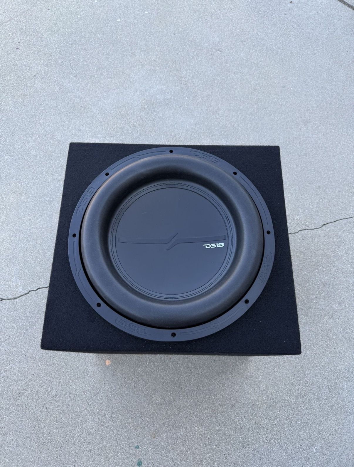Brand New DS18 15” Subwoofer & Stinger 1000w Amplifier 