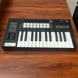 Novation Launchkey 25 MK3
