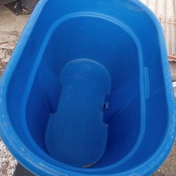 Livestock Tank Apox 90 Gal With Drain 