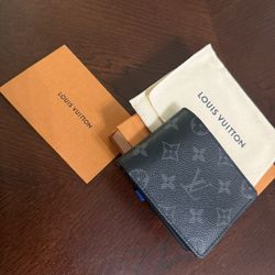Louis Vuitton Men’s Wallet 