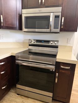 Samsung Electric Range/Oven + Whirlpool Microwave Combo