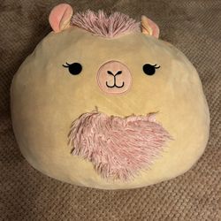 Carlee the Camel squishmallow 
