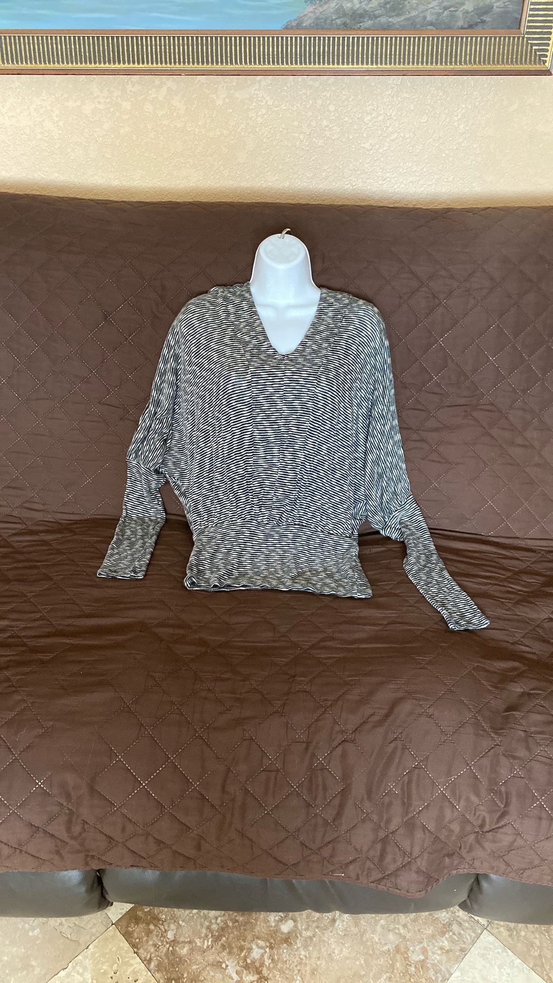 Scott Waist And Sleeves Banded Sweater Size Small