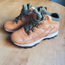 RBX Hiking Boots NWT Kids Size 12