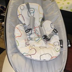 4moms Mamaroo multi motion baby swing Bluetooth Wi-Fi Enable