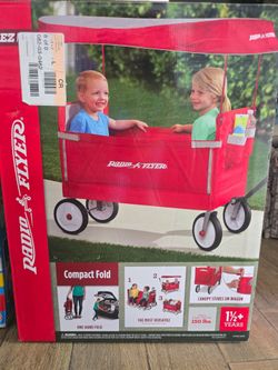 Radio Flyer Folding Wagon with Canopy